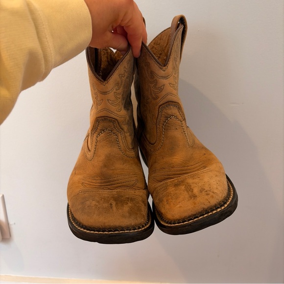 Ariat Fatbaby Light Brown Leather Cowboy Boots 8.5 B Western - Picture 3 of 8
